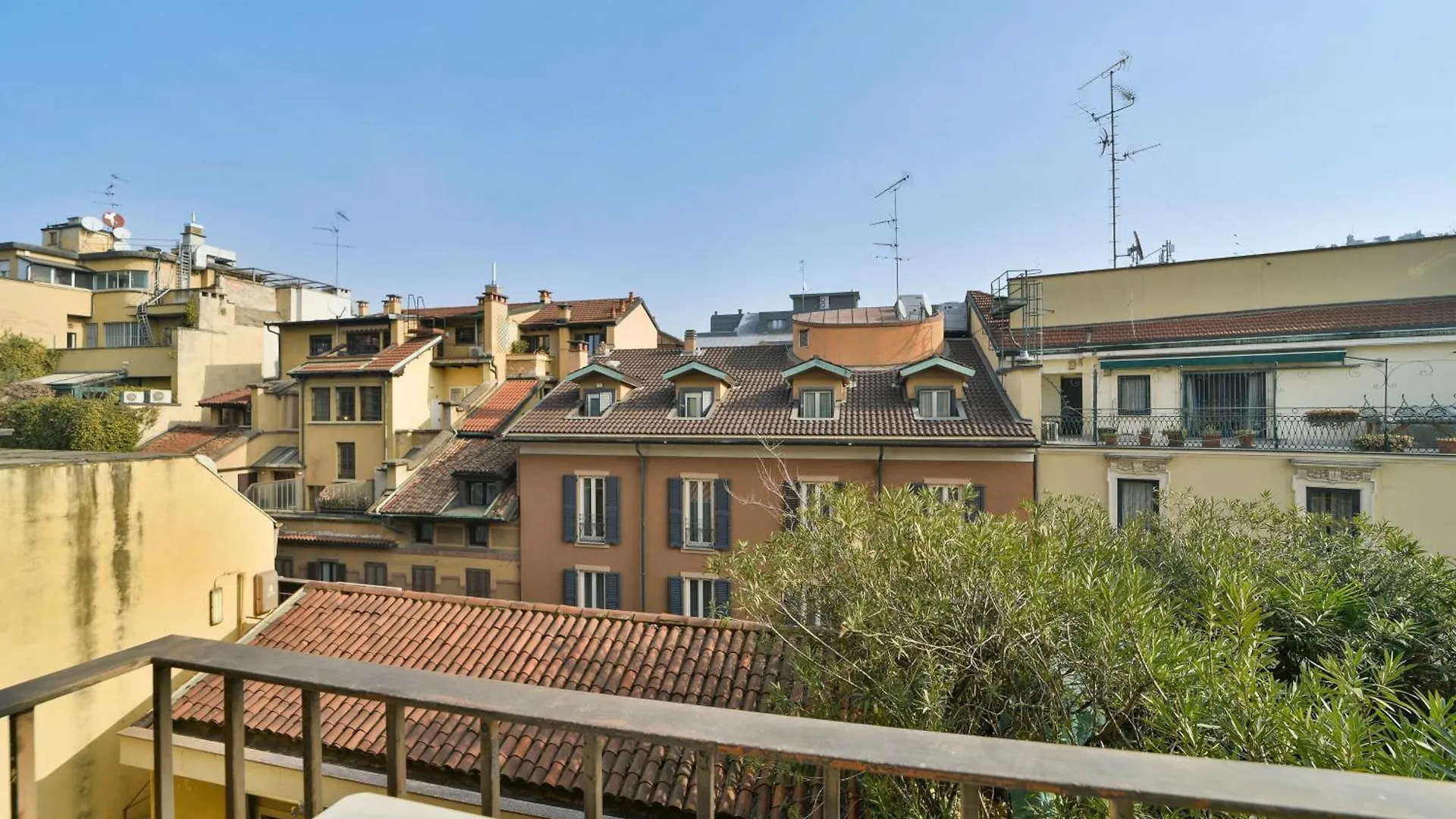 Monforte 19 - Milano 公寓 米兰